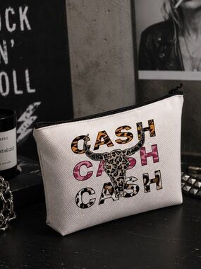 NWT- CASH Cosmetic Bag
